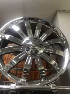 Фотография Шиномонтажная мастерская 3